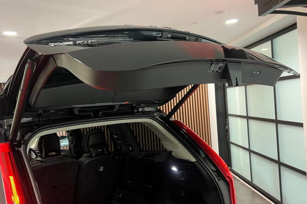 2021 MY22 Volvo XC90 L Series B5 Momentum SUV Image 8