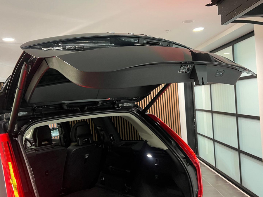 2021 MY22 Volvo XC90 L Series B5 Momentum SUV Image 8