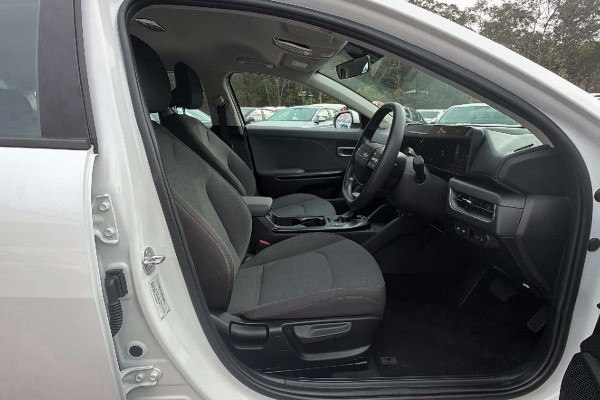 2025 Kia K4 CL4m Sport Sedan Image 19