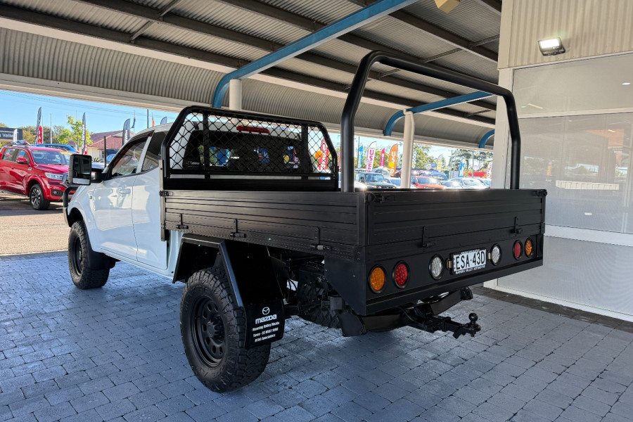 2021 Mazda BT-50 XT Cab Chassis Image 9