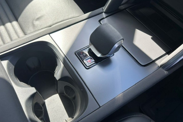 2025 MY25.5 Land Rover Discovery Sport L550 P200 S SUV Image 22