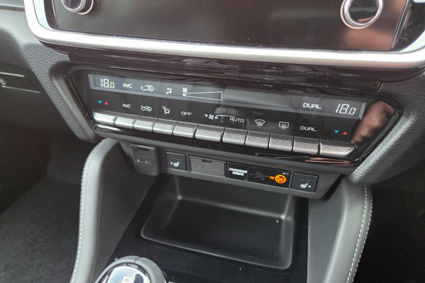 2026 Isuzu MU-X RJ LS-T SUV Image 17