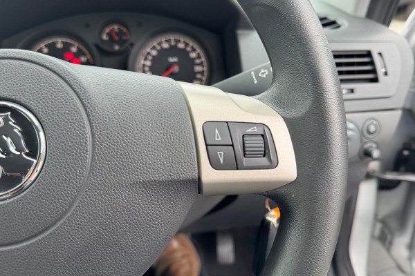 2008 Holden Astra AH CD Hatch Image 21