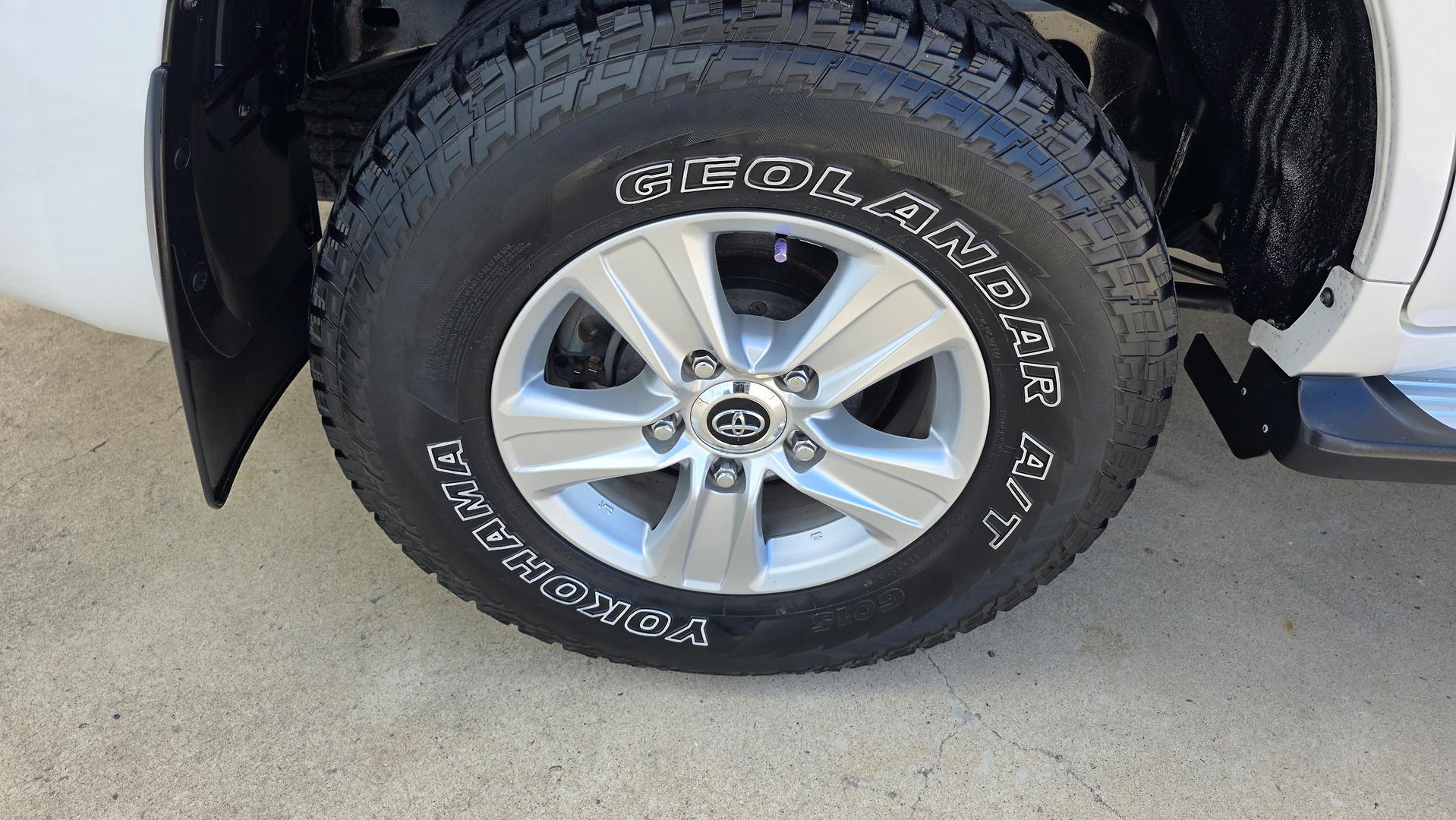 2015 MY14 Toyota LandCruiser VDJ200R GXL SUV Image 29