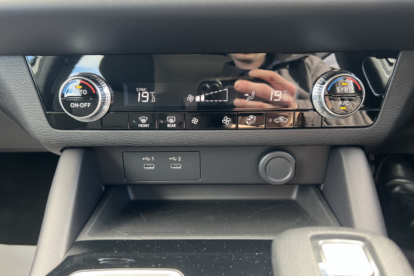 2025 Mitsubishi Outlander ZM ES SUV Image 16