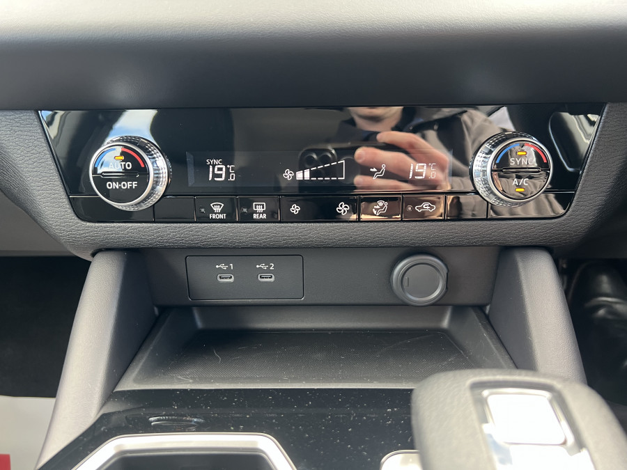 2025 Mitsubishi Outlander ZM ES SUV Image 16