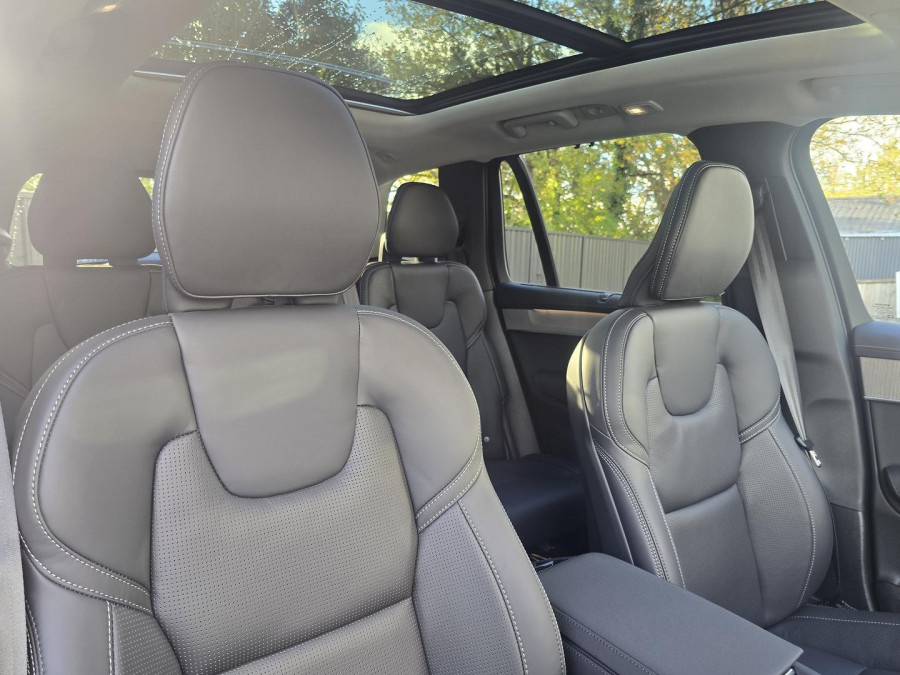 2026 Volvo XC90 L Series Ultra B5 Dark SUV Image 15