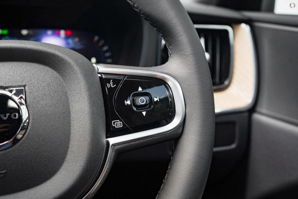2025 MY26 Volvo XC60 UZ Plus B5 Bright SUV Image 10