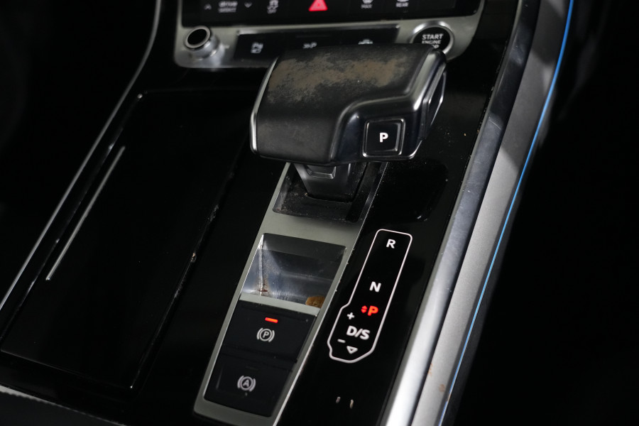 2022 Audi Q7 4M 45 TDI SUV Image 17
