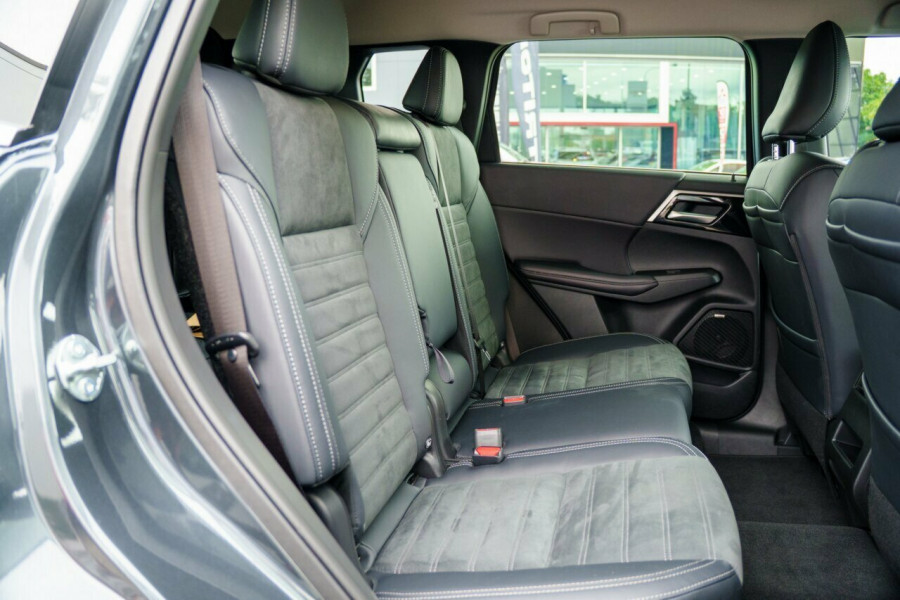 2025 Mitsubishi Outlander ZM Aspire SUV Image 8