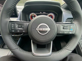 2024 Nissan QASHQAI J12 Ti e-POWER SUV image 12