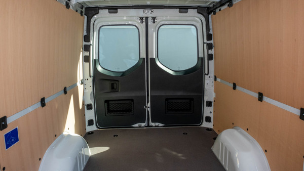 2025 Mercedes-Benz Sprinter VS30 311CDI MWB Van image 14
