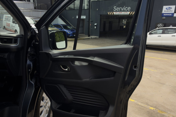 2025 Renault Trafic X82 Crew Lifestyle Van Image 23