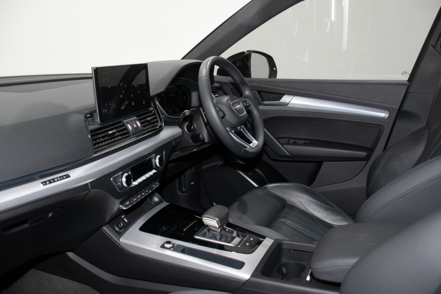 2021 Audi Q5 FY sport TDI quattro S tronic SUV Image 21