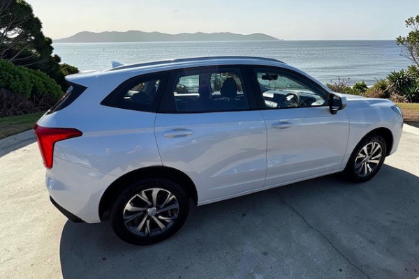 2023 GWM Haval Jolion A01 Premium SUV Image 2