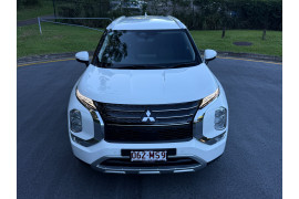 2023 MY24 Mitsubishi Outlander ZM LS SUV