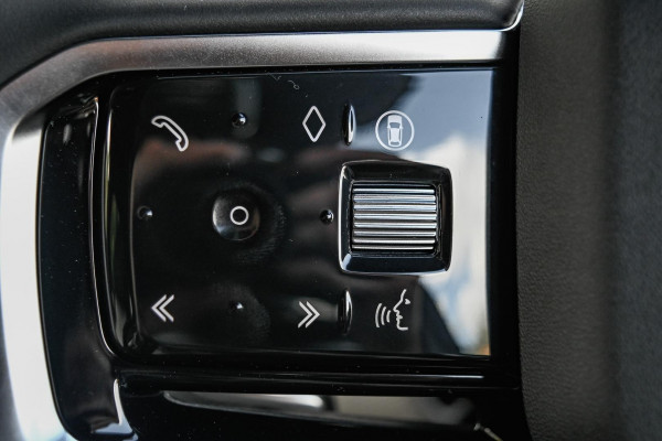 2025 MY25.5 Land Rover Discovery Sport L550 P300e Dynamic SE SUV