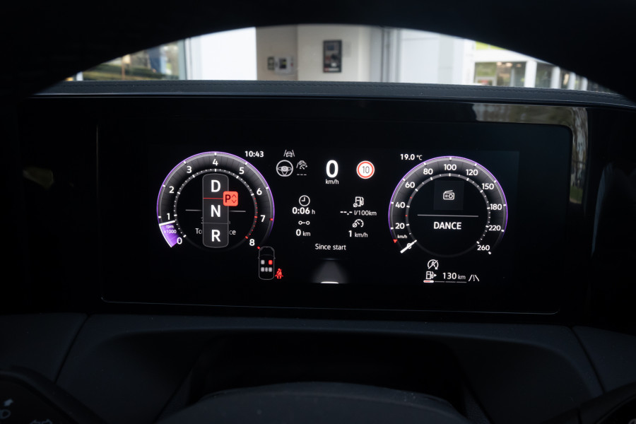 2025 Volkswagen Tiguan CT 195TSI R-Line SUV Image 20
