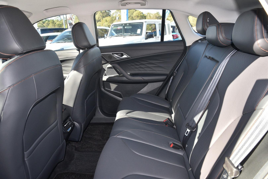 2024 MY24.5 MG HS AS33 Excite SUV Image 8