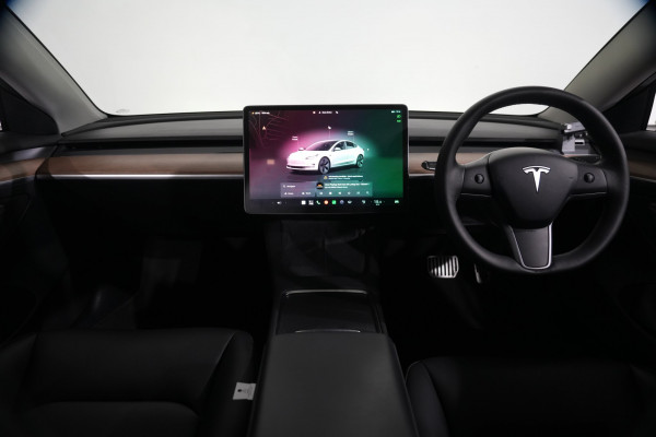 2022 Tesla Model 3  Rear-Wheel Drive Sedan Image 12