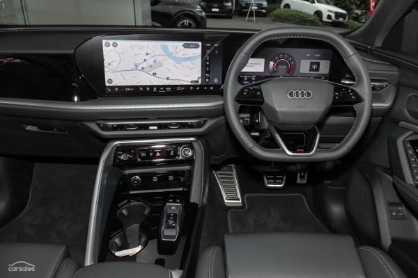 2026 Audi Q5 e-hybrid 270kW SUV image 4