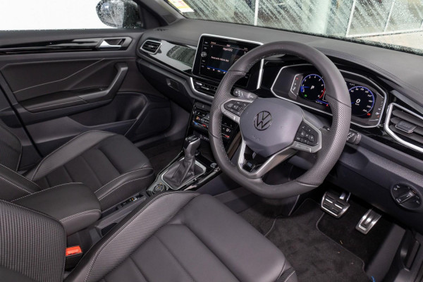 2025 Volkswagen T-Roc D11 140TSI R-Line SUV image 7