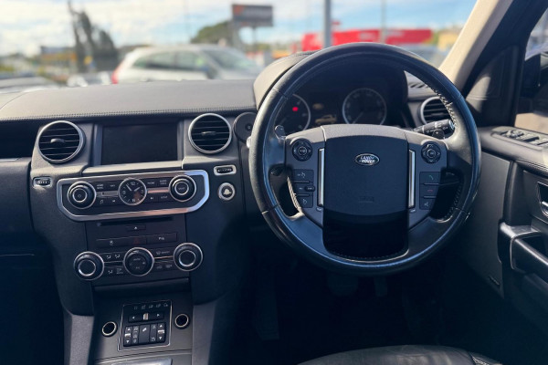 2015 Land Rover Discovery Series 4 SDV6 HSE SUV Image 13