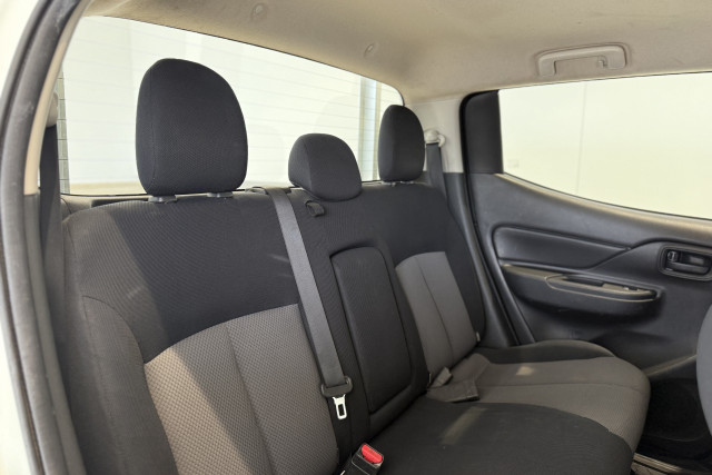 2019 Mitsubishi Triton MR GLX ADAS Cab Chassis Image 9