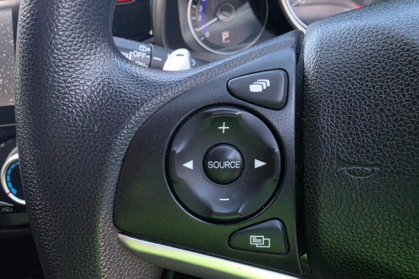 2015 Honda Jazz GF VTi Hatch Image 23