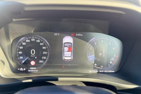 2019 Volvo XC40 XZ T4 Momentum SUV Image 25