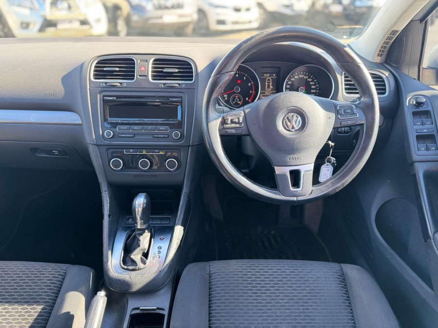 2011 MY12 Volkswagen Golf VI 90TSI Trendline Hatch Image 16