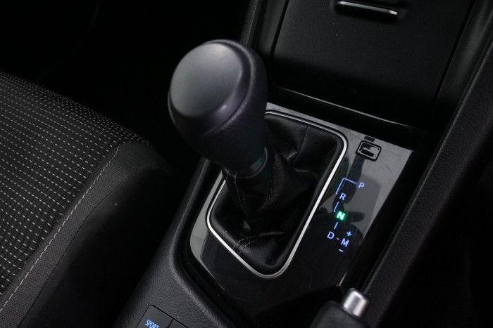 2017 Toyota Corolla ZRE182R Ascent Hatchback Image 12