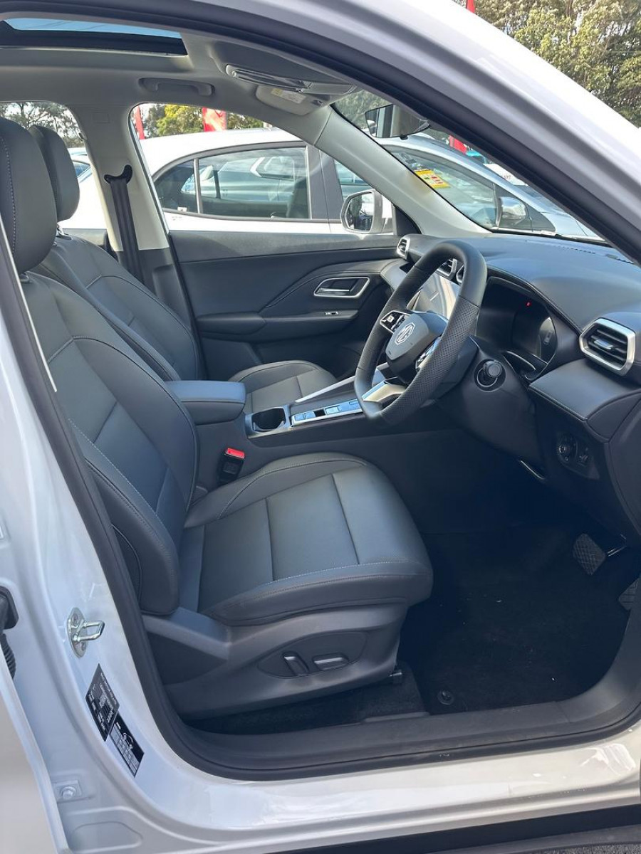 2026 MY26.5 MG ZS ZS32 Essence Hybrid+ SUV Image 11