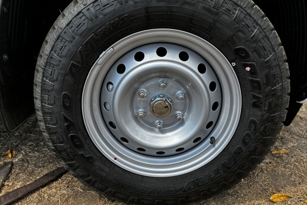 2026 Mitsubishi Triton MV  GLX Cab Chassis Image 9