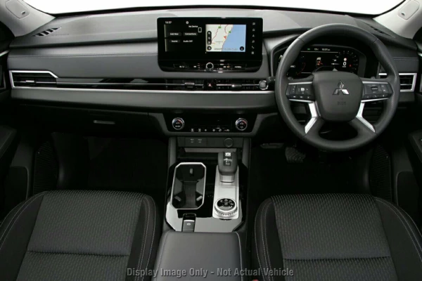 2026 Mitsubishi Outlander ZM ES Wagon Image 5