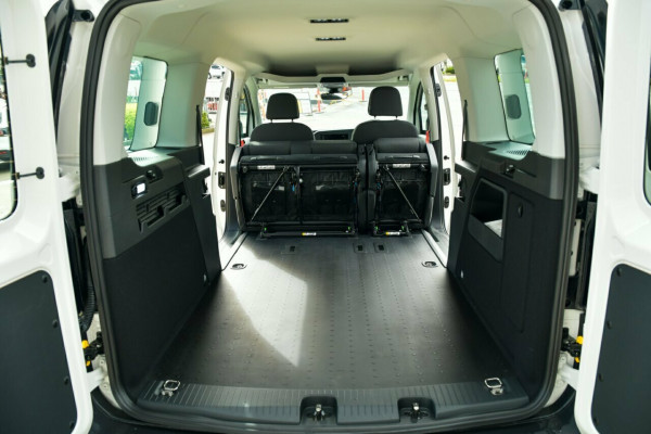 2026 Volkswagen Caddy 5 Crewvan Van Image 6