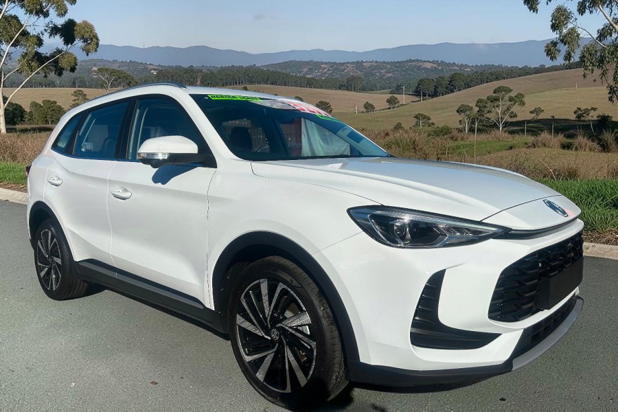 2026 MY26.5 MG ZS ZS32 Essence Hybrid+ SUV