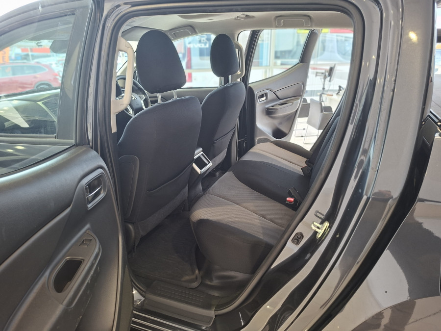 2022 Mitsubishi Triton MR GLX+ Ute Image 11