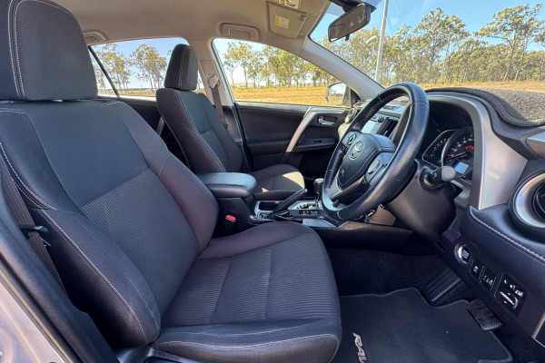 2014 Toyota RAV4 ZSA42R GXL SUV Image 9