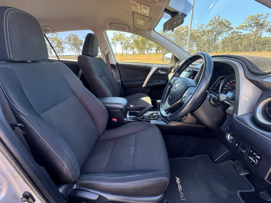 2014 Toyota RAV4 ZSA42R GXL SUV Image 9