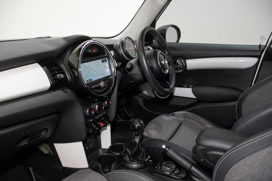 2015 MINI Cooper S Hatch