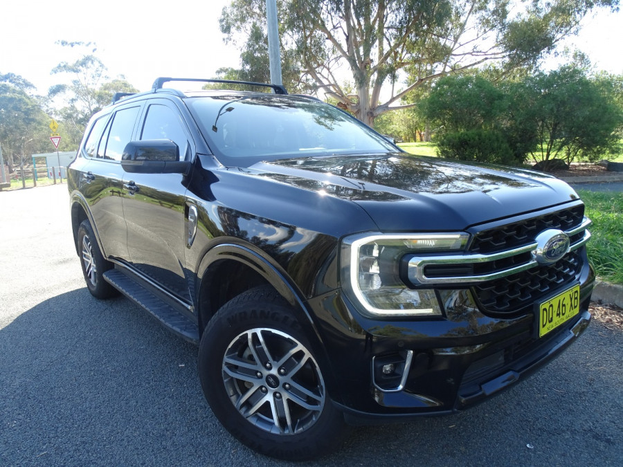 2022 Ford Everest UB Trend SUV Image 1