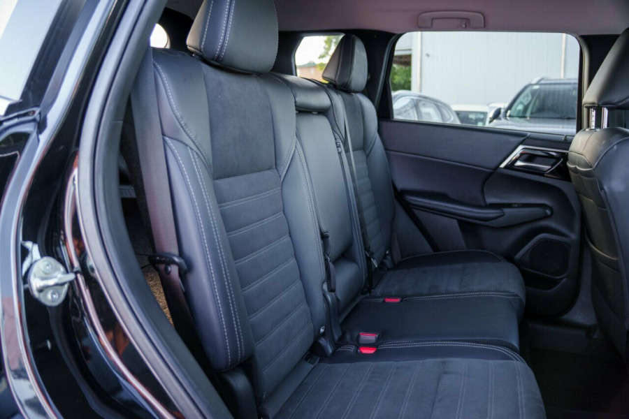 2024 Mitsubishi Outlander ZM Aspire SUV Image 8