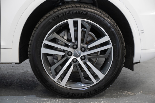 2020 Audi Q5 FY 45 TFSI sport SUV image 6
