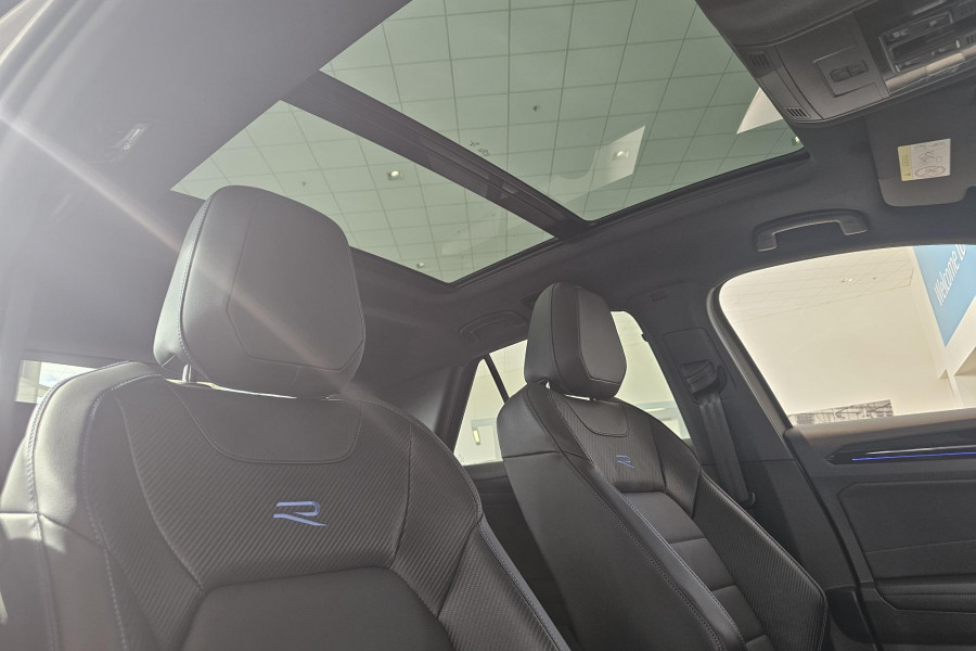 2025 MY24.5 Volkswagen T-Roc D11 R Wolfsburg SUV Image 23