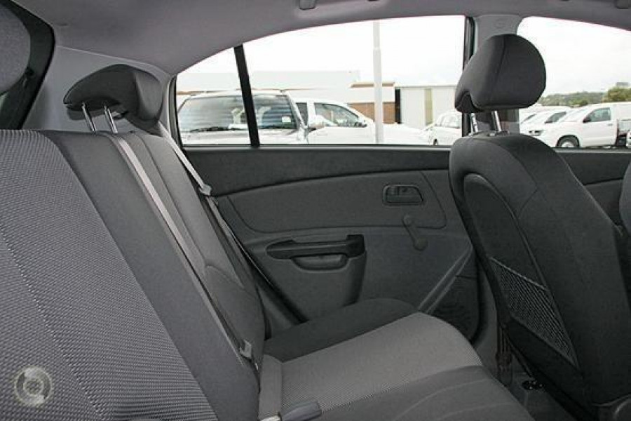 2011 Kia Rio JB S Hatch Image 8