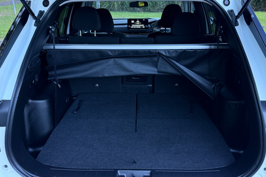 2023 MY24 Mitsubishi Outlander ZM LS SUV Image 12