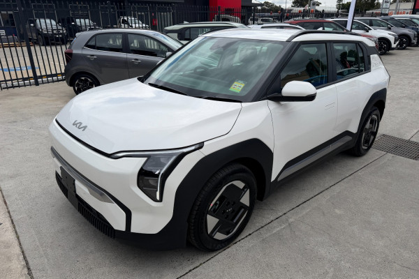 2026 MY27 Kia EV3 SV Air Standard Range SUV Image 7