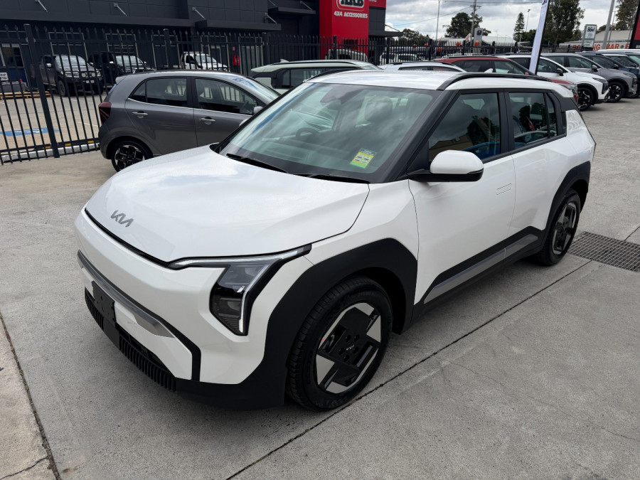 2026 MY27 Kia EV3 SV Air Standard Range SUV Image 7