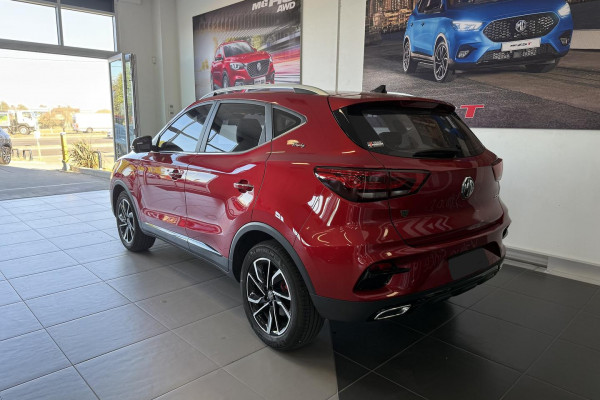 2022 MG ZST  Essence SUV